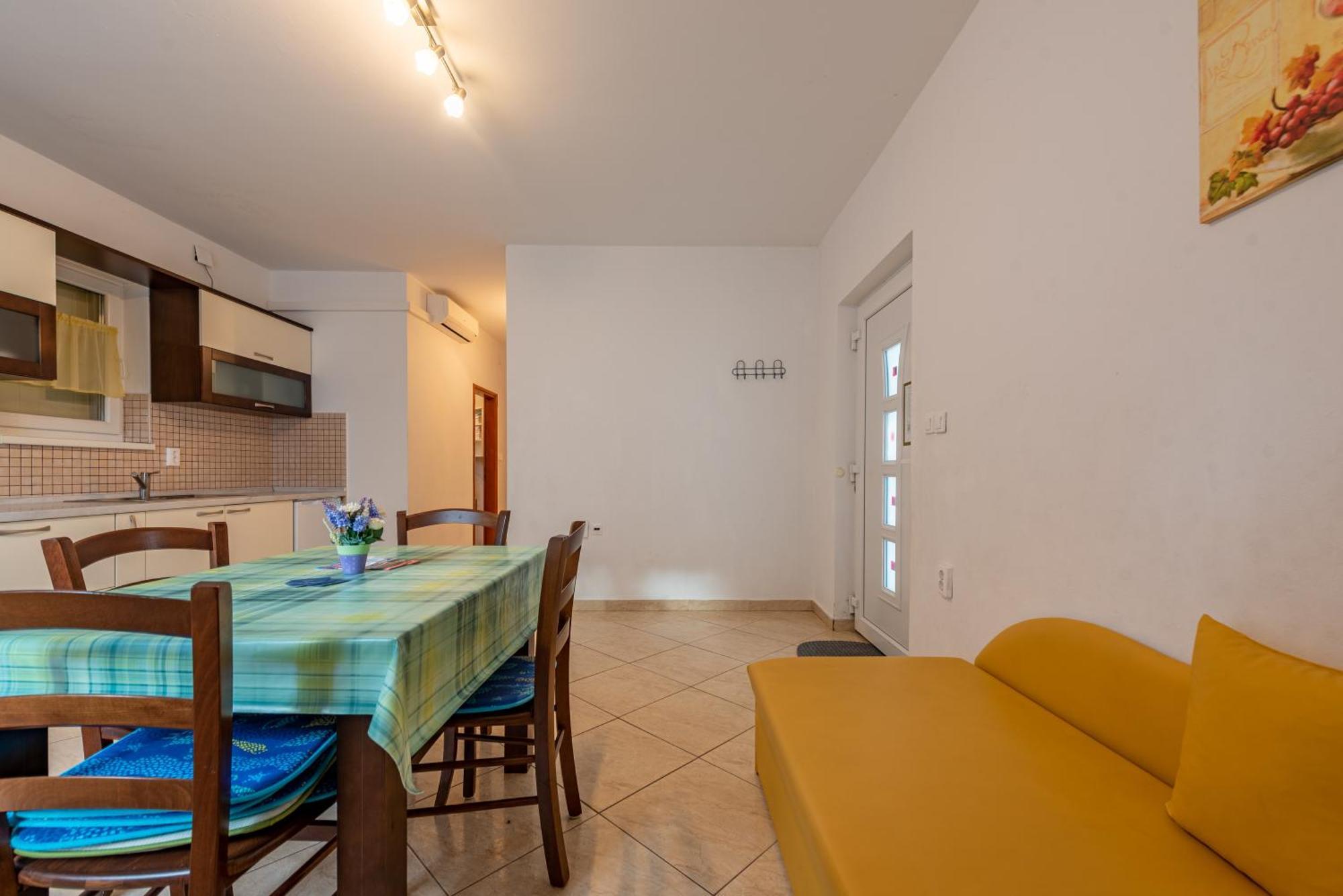 Haus Toni Apartment Razanac Exterior photo