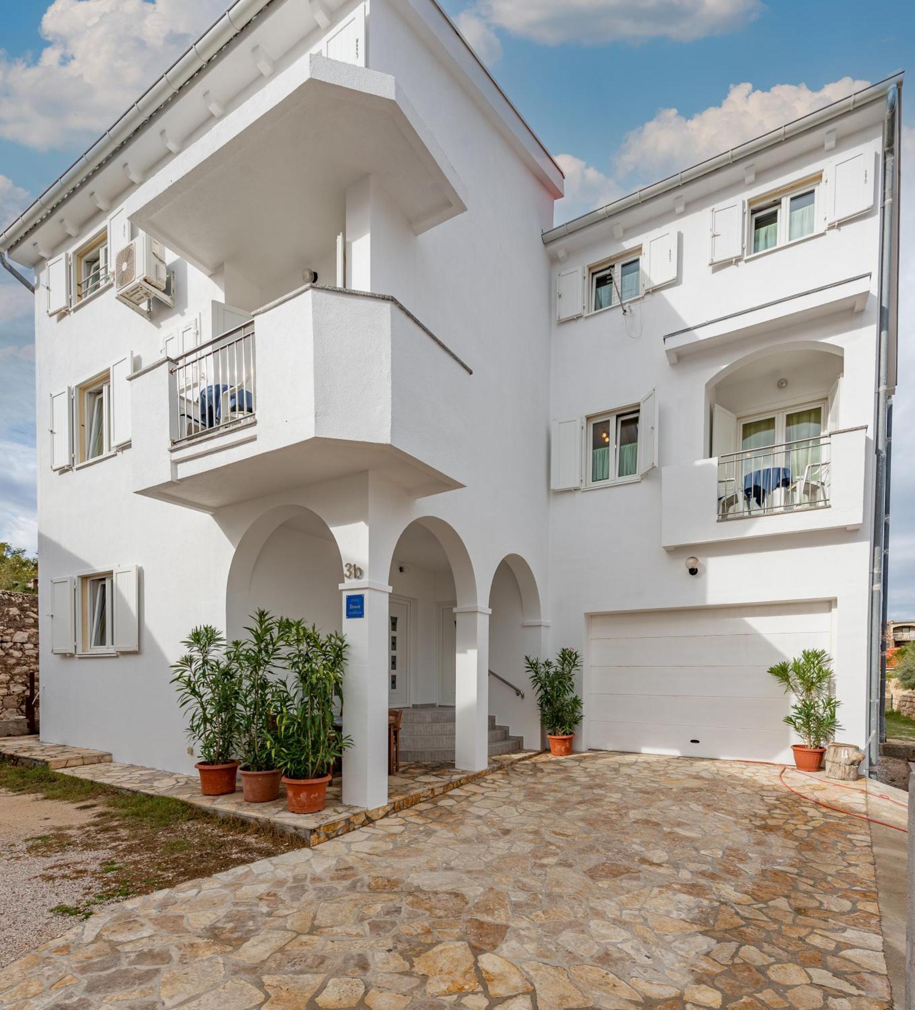 Haus Toni Apartment Razanac Exterior photo